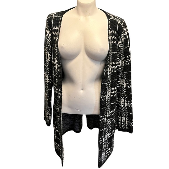 Lily Morgan Sweaters - Black & White Women's Long Sweater